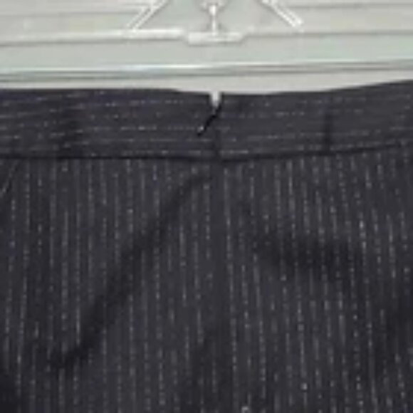 EXPRESS Design Studio Women's Black with Silver Stripes Pencil Skirt - Size 8 - Picture 8 of 9